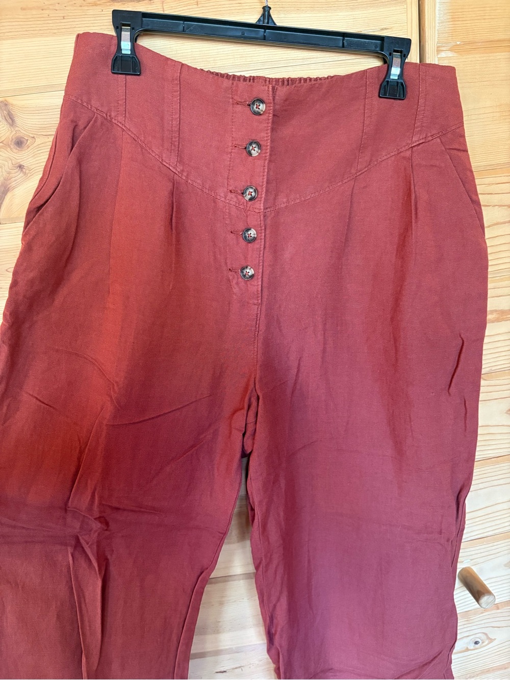Express Super High-Waist Wide-Leg Pants in Rust - Picture 3 of 6
